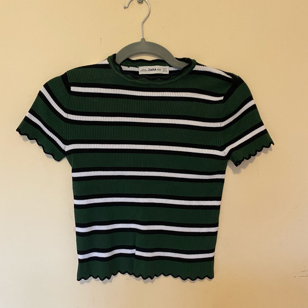 Cute ruffle shirt